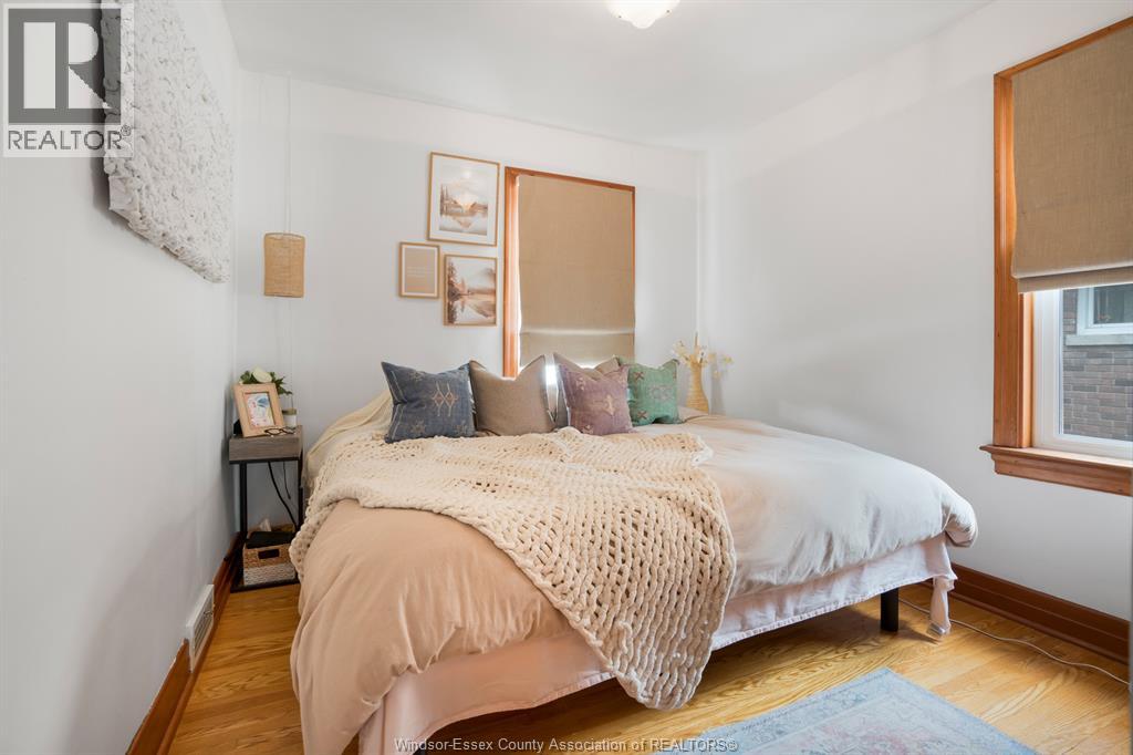 11 College Property Photo 21