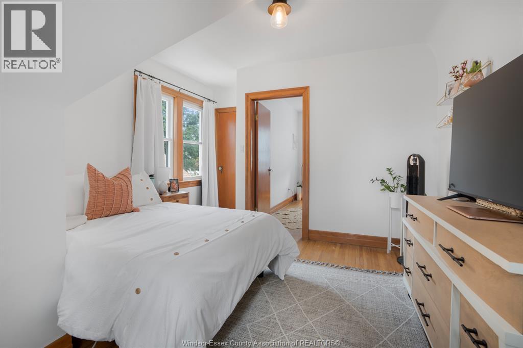 11 College Property Photo 24