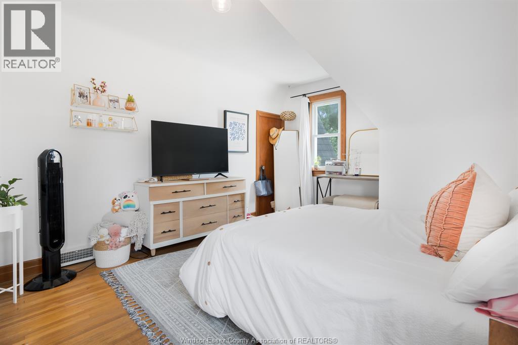11 College Property Photo 25