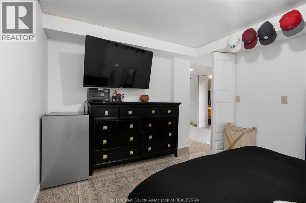 11 College Property Photo 33
