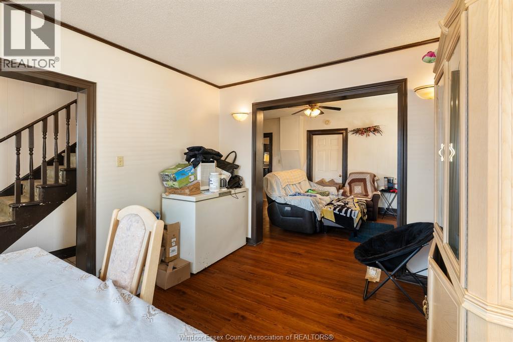 261 Bathurst Street Property Photo 7