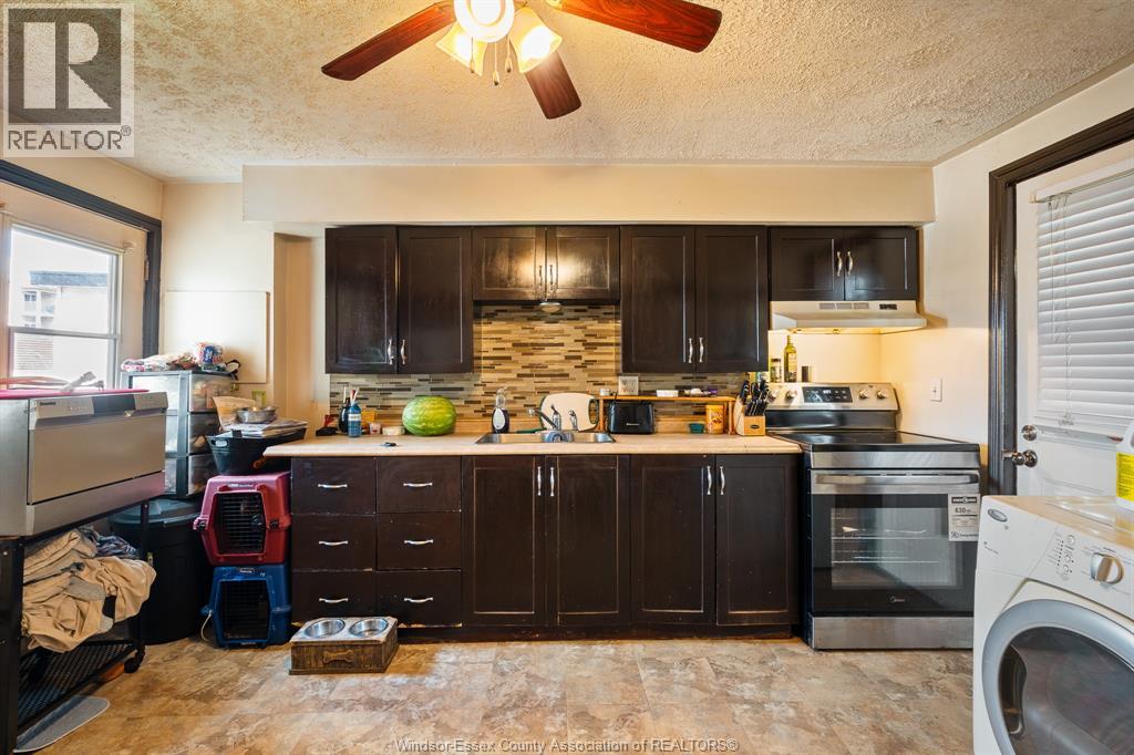 261 Bathurst Street Property Photo 13