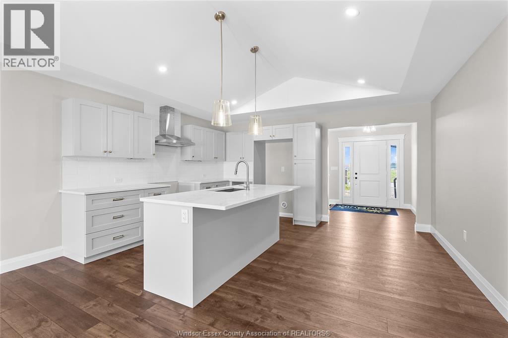 253 Angelo Property Photo 6