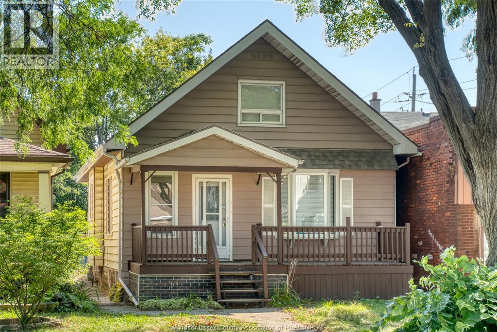 1488 LINCOLN Property Photo 1