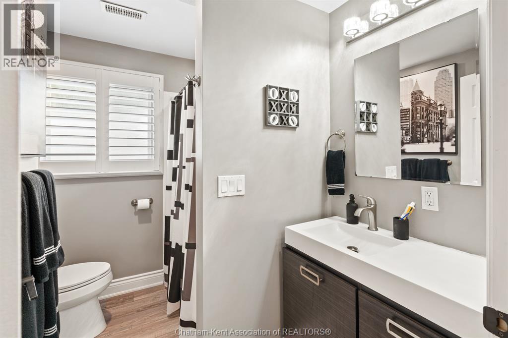 23 Sutton Court Property Photo 17