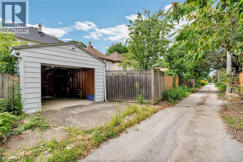 1226 Windermere Road Property Photo 29