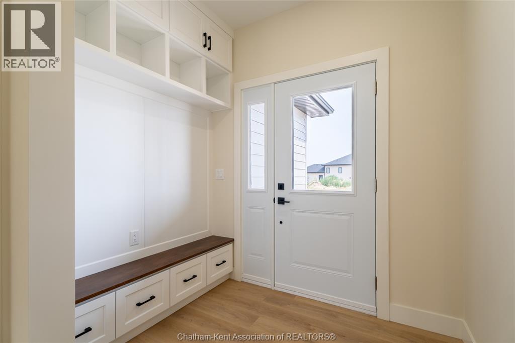 56 Lantern Lane Property Photo 3