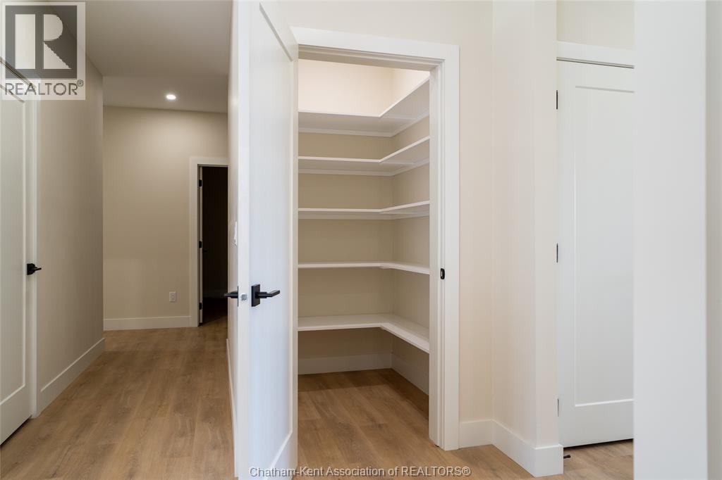 56 Lantern Lane Property Photo 6
