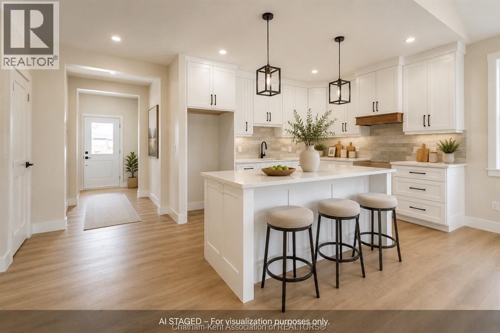 56 Lantern Lane Property Photo 13
