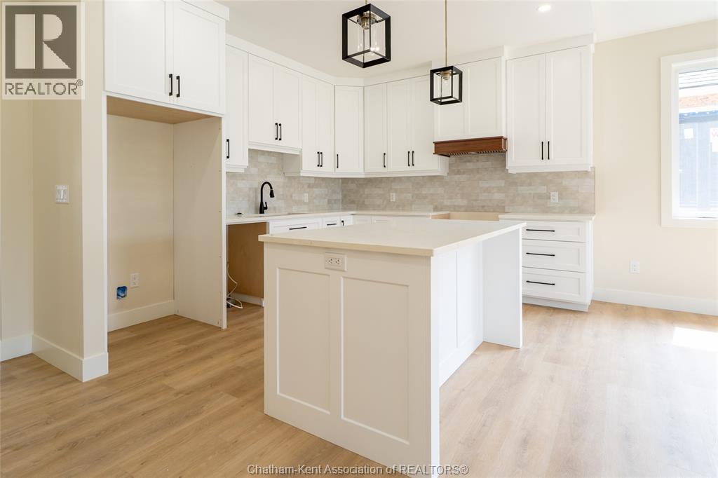 56 Lantern Lane Property Photo 22
