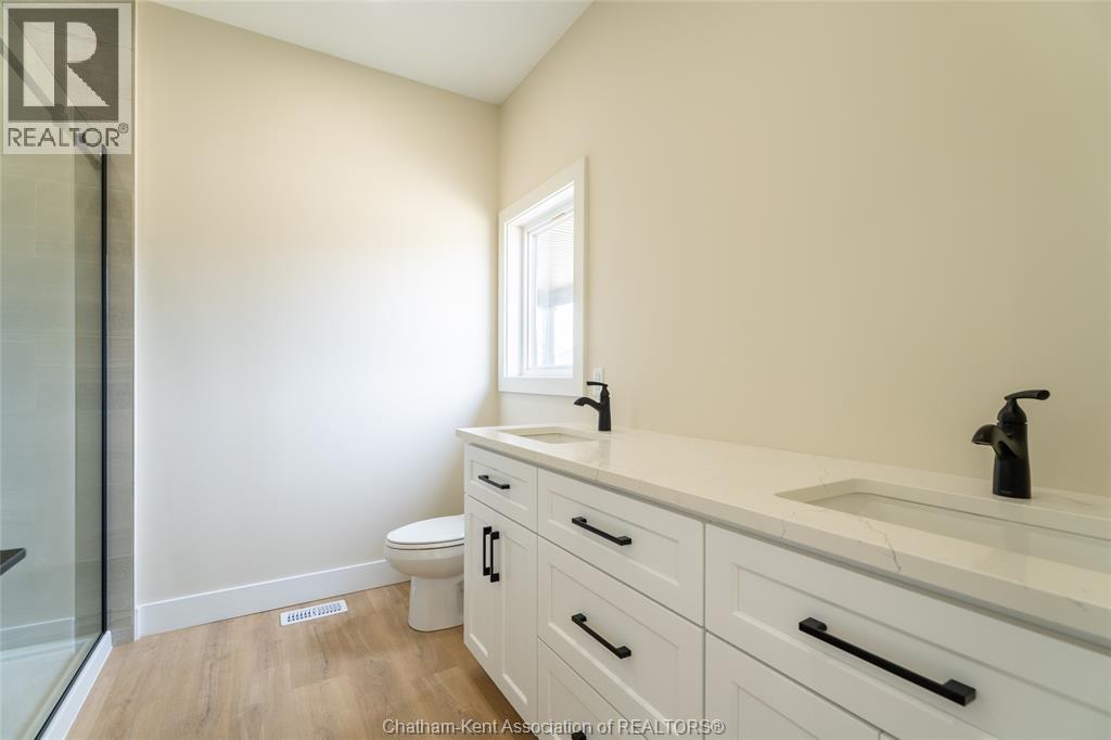 56 Lantern Lane Property Photo 29