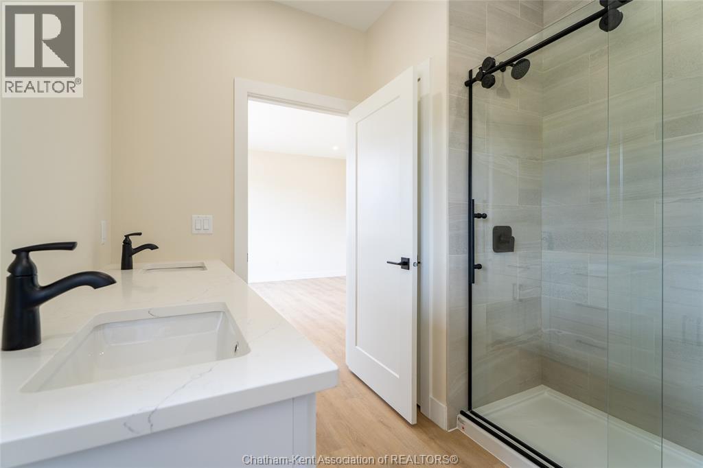 56 Lantern Lane Property Photo 32