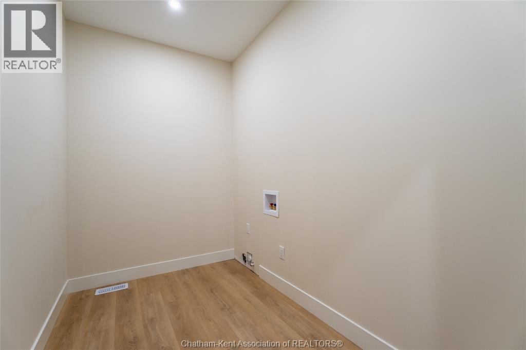56 Lantern Lane Property Photo 37