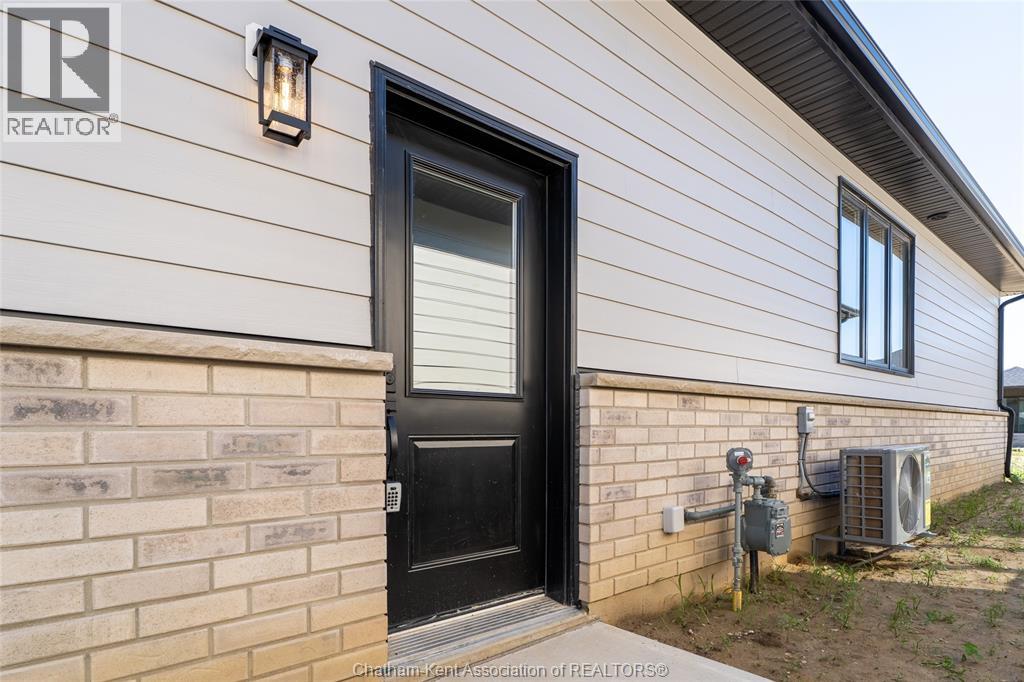 56 Lantern Lane Property Photo 45