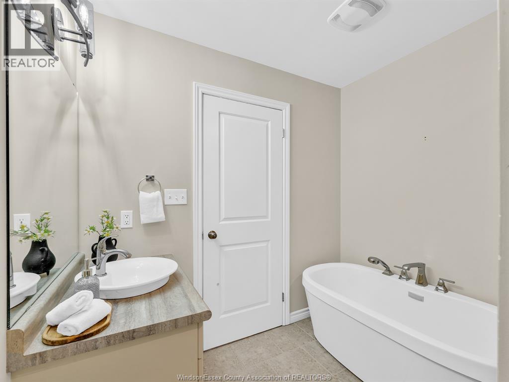 1138 Nightfall Property Photo 25