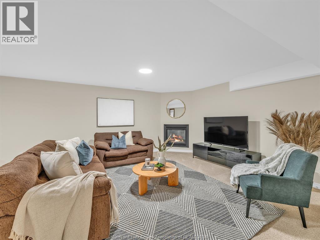 1138 Nightfall Property Photo 28
