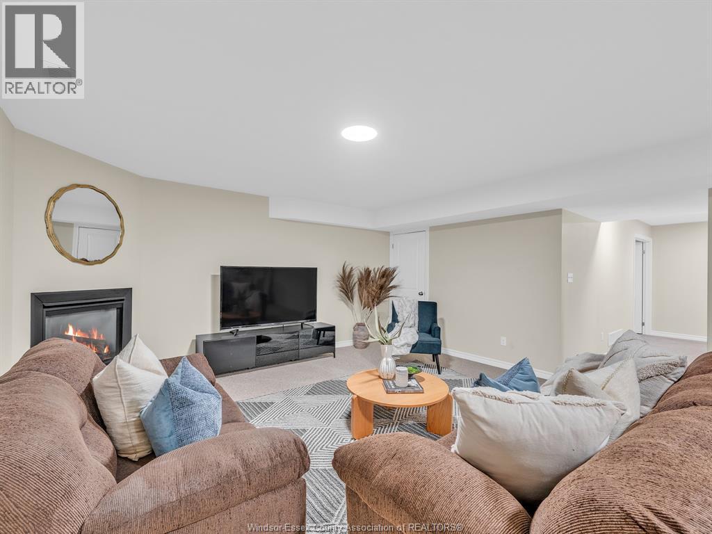1138 Nightfall Property Photo 30