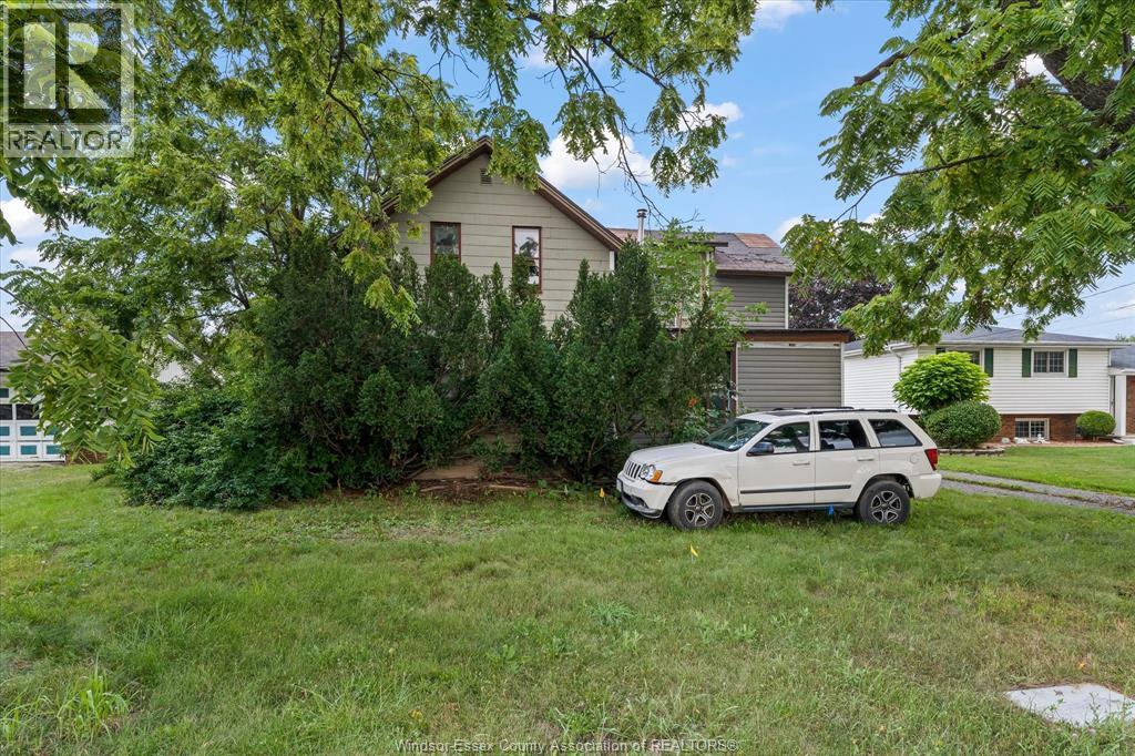 12122 Intersection Road Property Photo 1