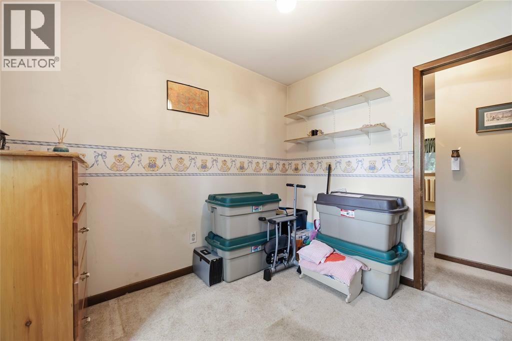 215 Turnbull Avenue Property Photo 19