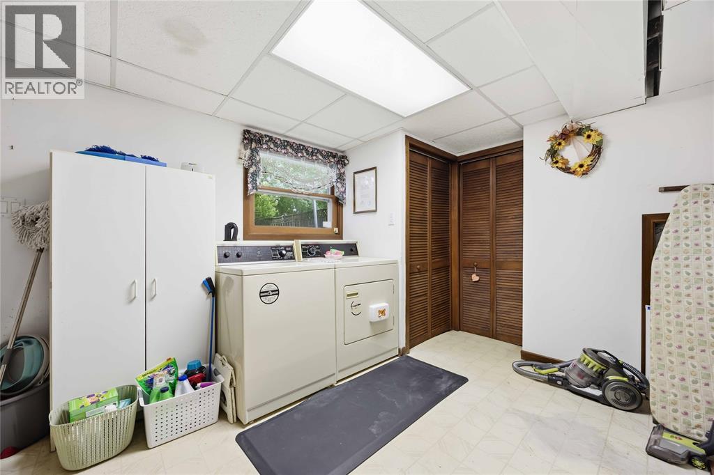 215 Turnbull Avenue Property Photo 30