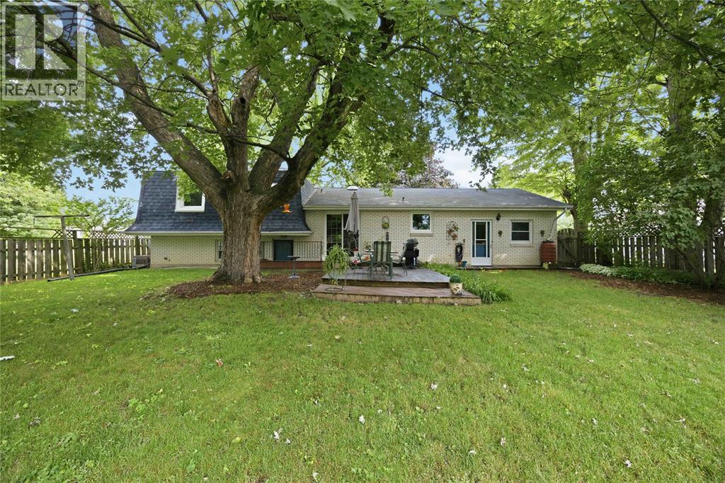 215 Turnbull Avenue Property Photo 34
