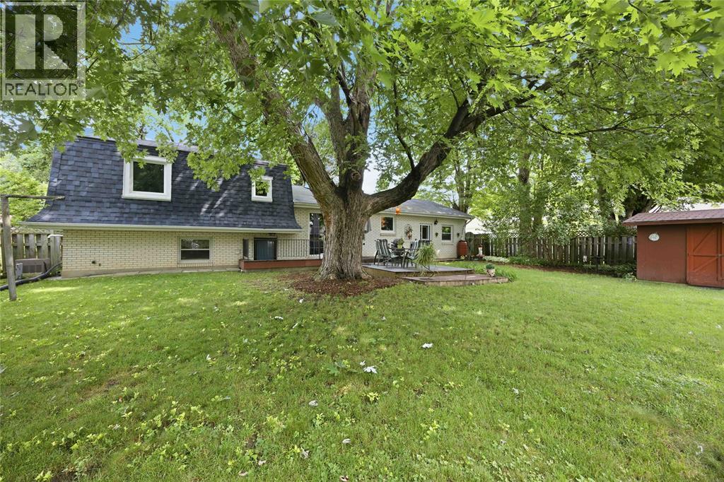 215 Turnbull Avenue Property Photo 35