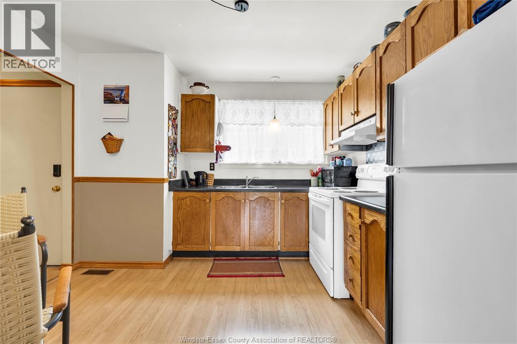5541 Empress Property Photo 3