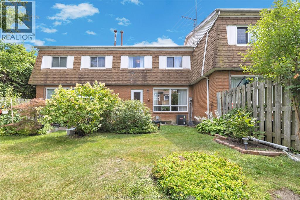 5541 Empress Property Photo 31