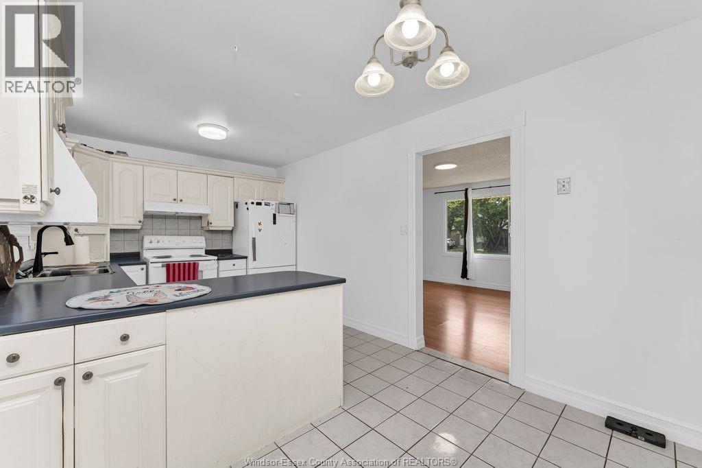 3150 Forest Glade Property Photo 14