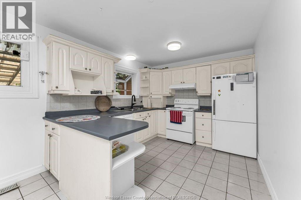 3150 Forest Glade Property Photo 15