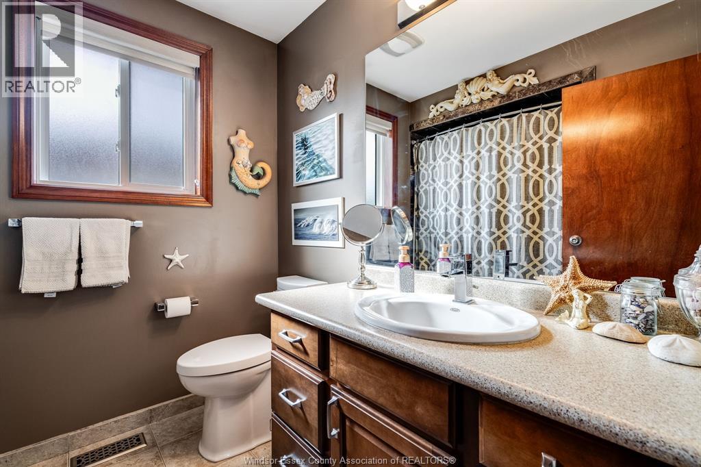 2677 Robert Road Property Photo 14