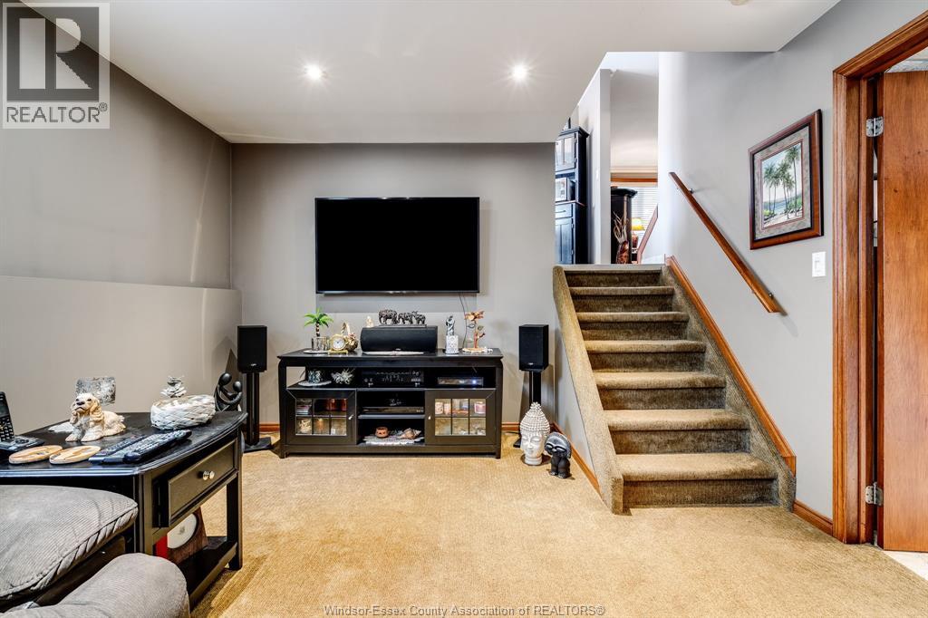 2677 Robert Road Property Photo 18