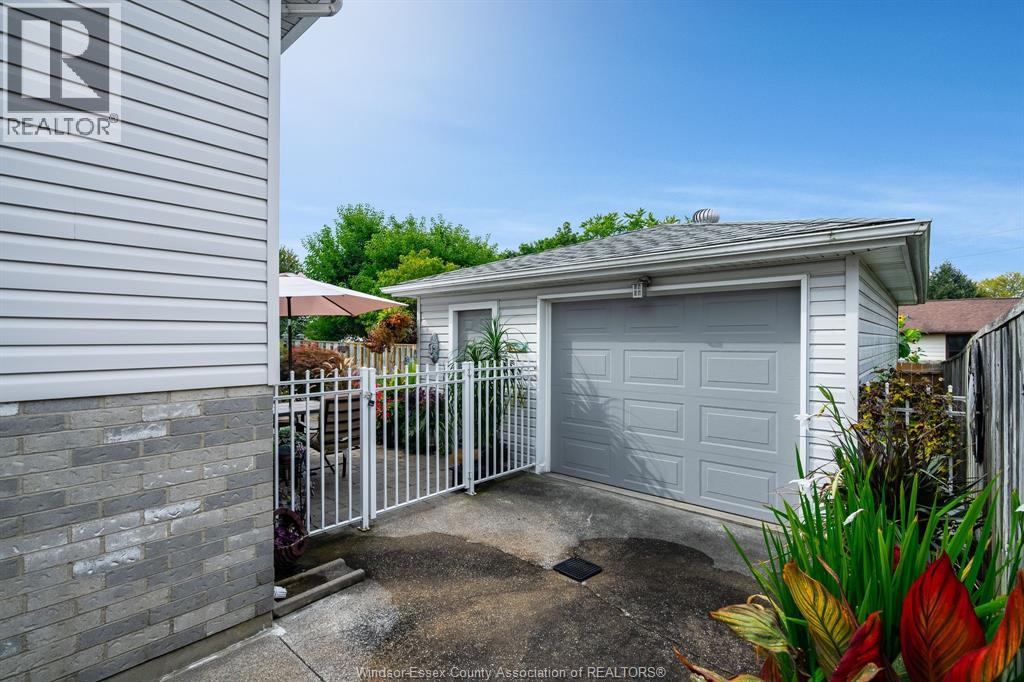 2677 Robert Road Property Photo 25