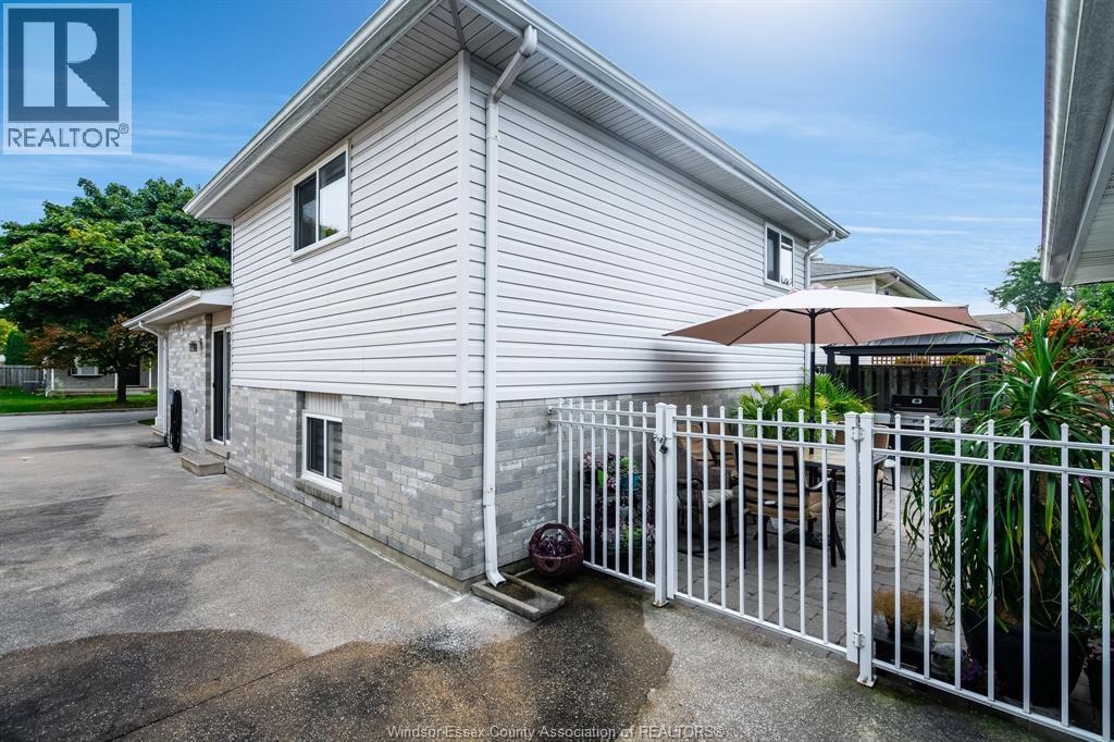 2677 Robert Road Property Photo 26