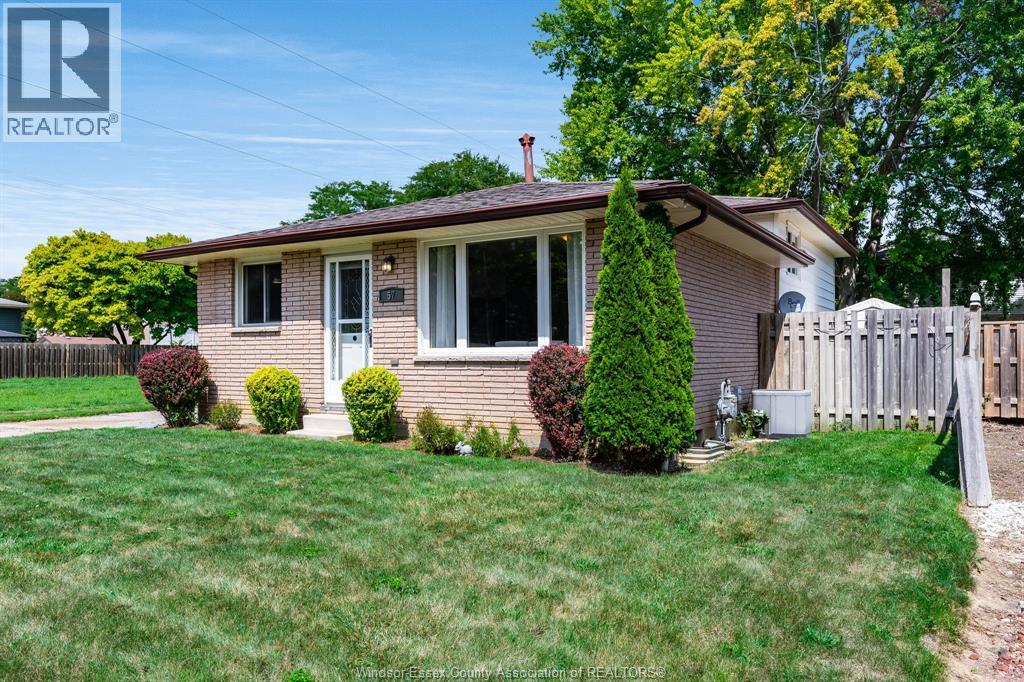 57 Marion Avenue Property Photo 27