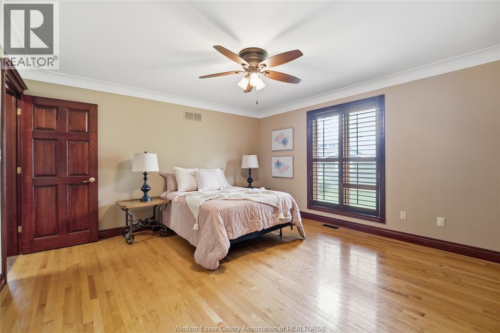 2073 Lesperance Road Property Photo 16
