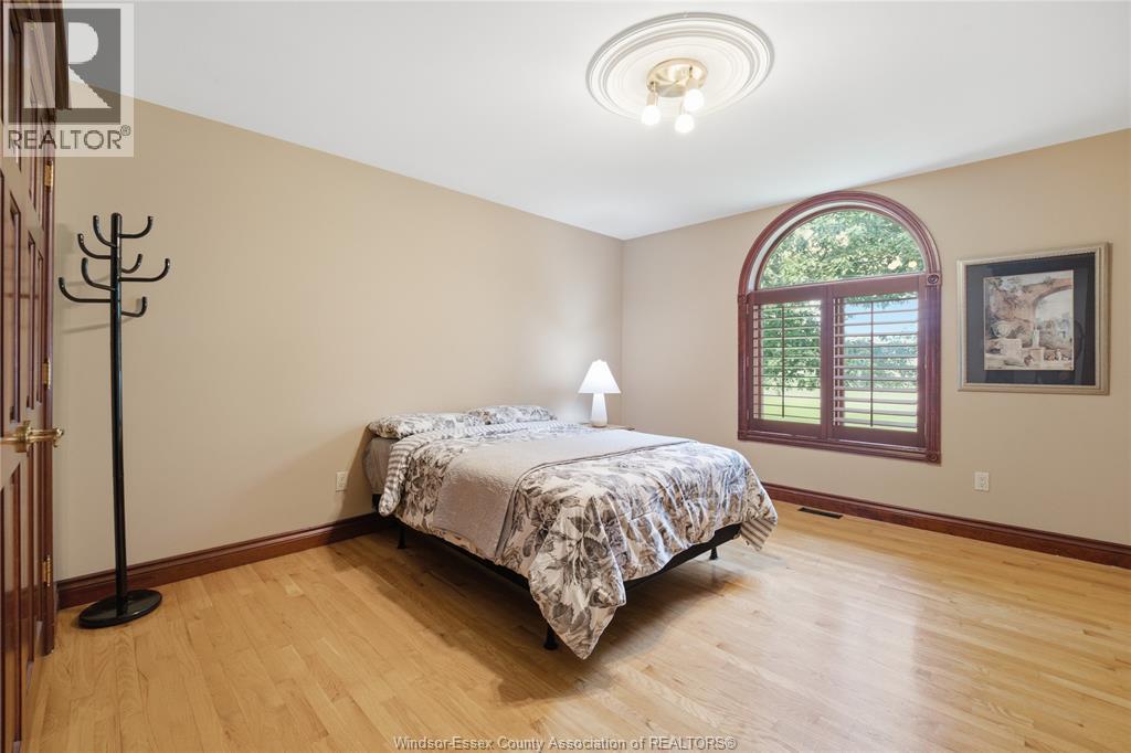 2073 Lesperance Road Property Photo 20