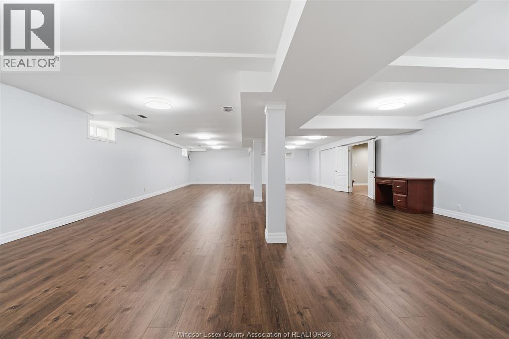 2073 Lesperance Road Property Photo 33