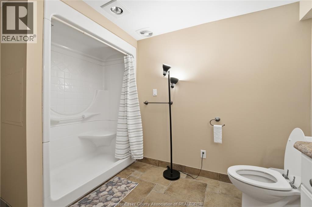 2073 Lesperance Road Property Photo 35