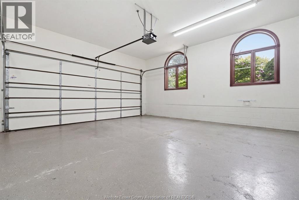 2073 Lesperance Road Property Photo 42
