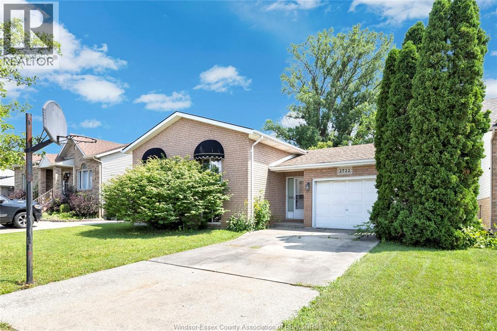 2722 CAPPELLETTO Property Photo 1