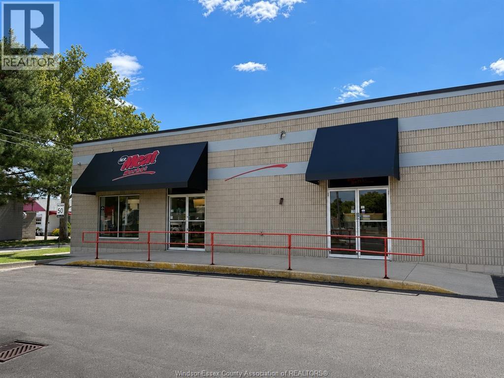 2451 Tecumseh Road West Unit# A Property Photo 1
