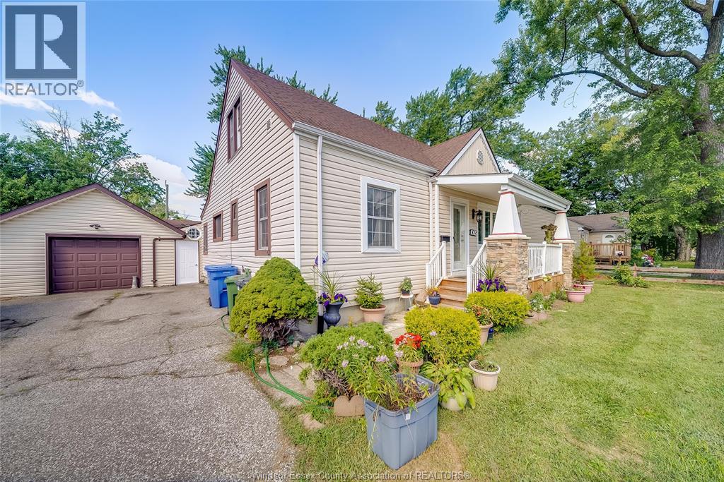 1055 Jefferson Boulevard Property Photo 3