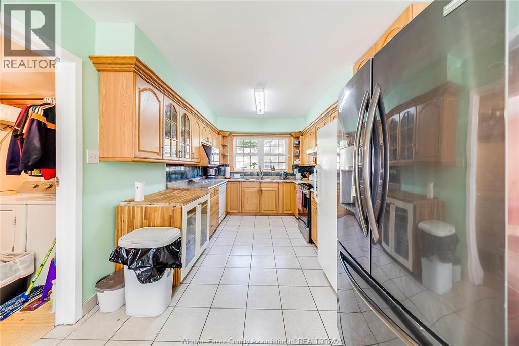 1055 Jefferson Boulevard Property Photo 14