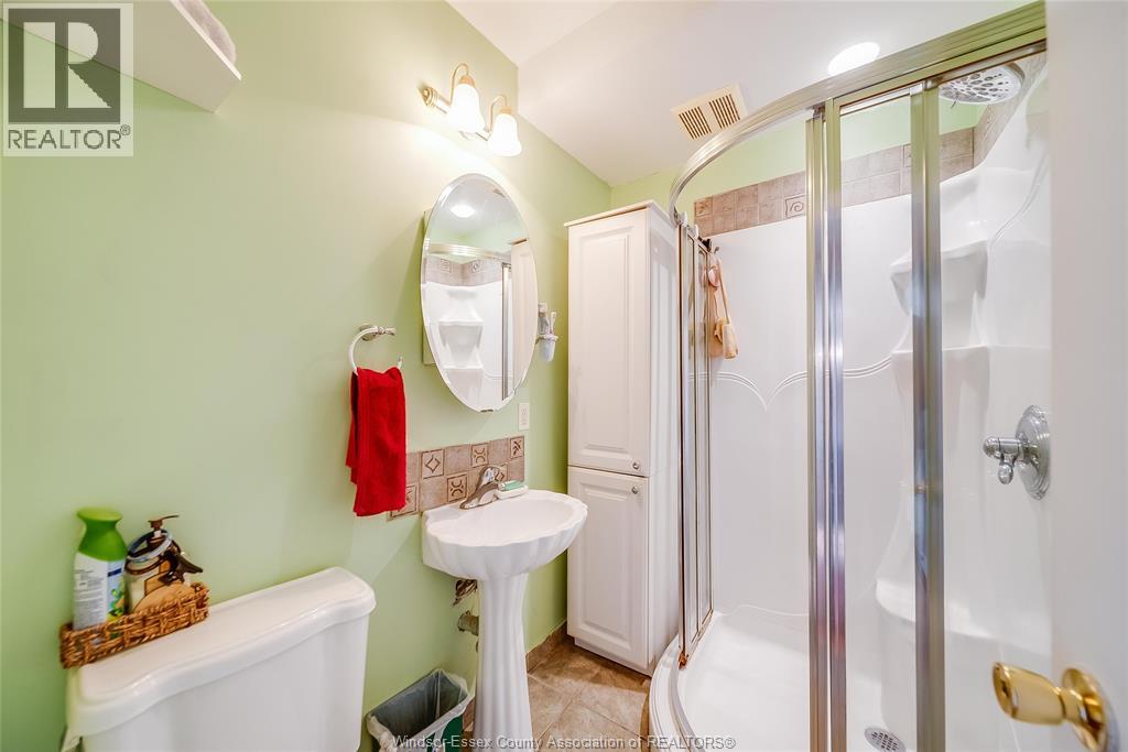1055 Jefferson Boulevard Property Photo 29