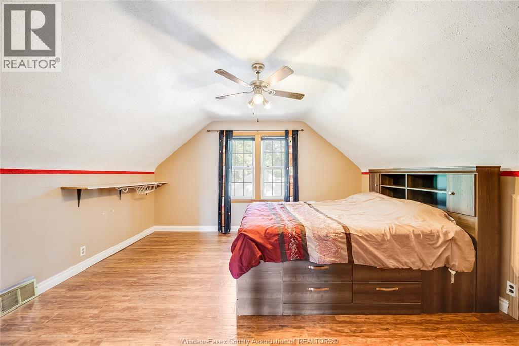 1055 Jefferson Boulevard Property Photo 32