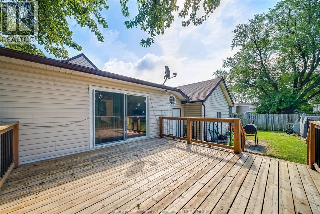 1055 Jefferson Boulevard Property Photo 44