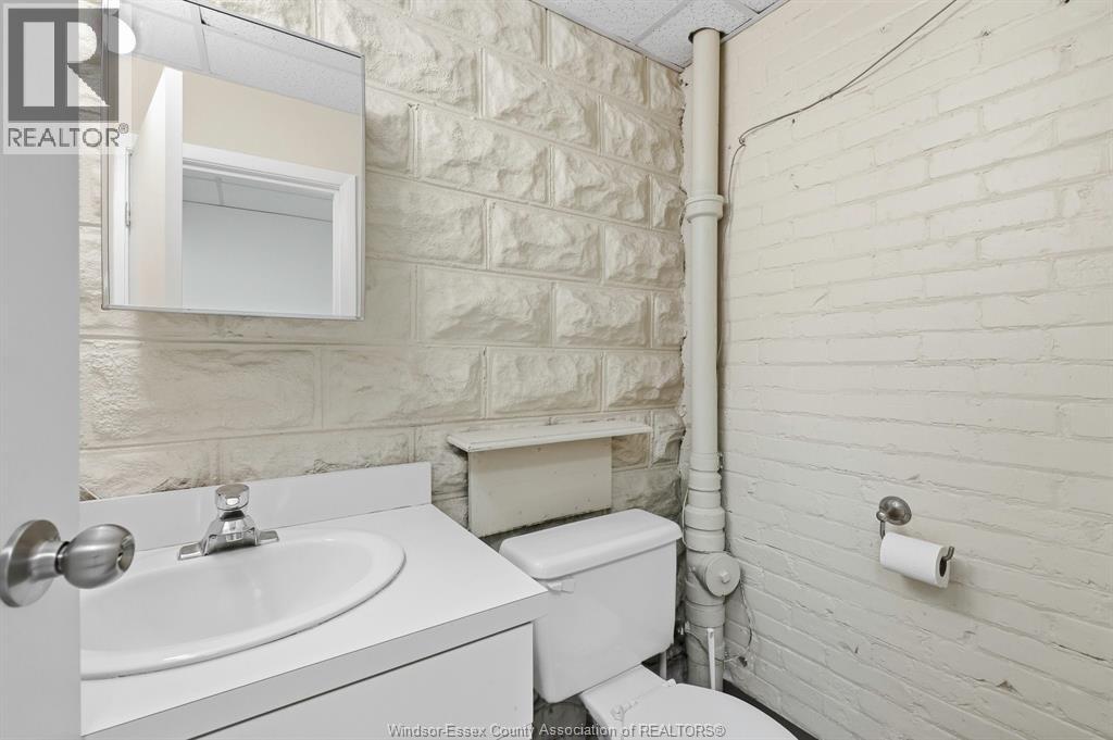 34 Talbot Street North Property Photo 15