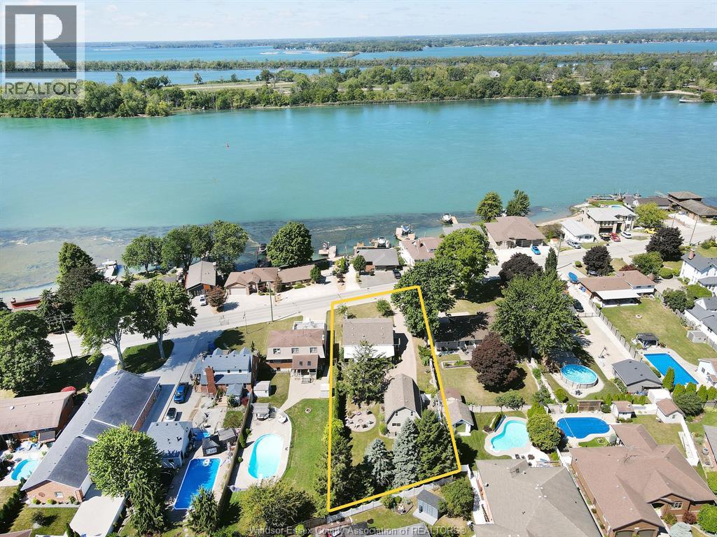 593 Dalhousie Property Photo 2