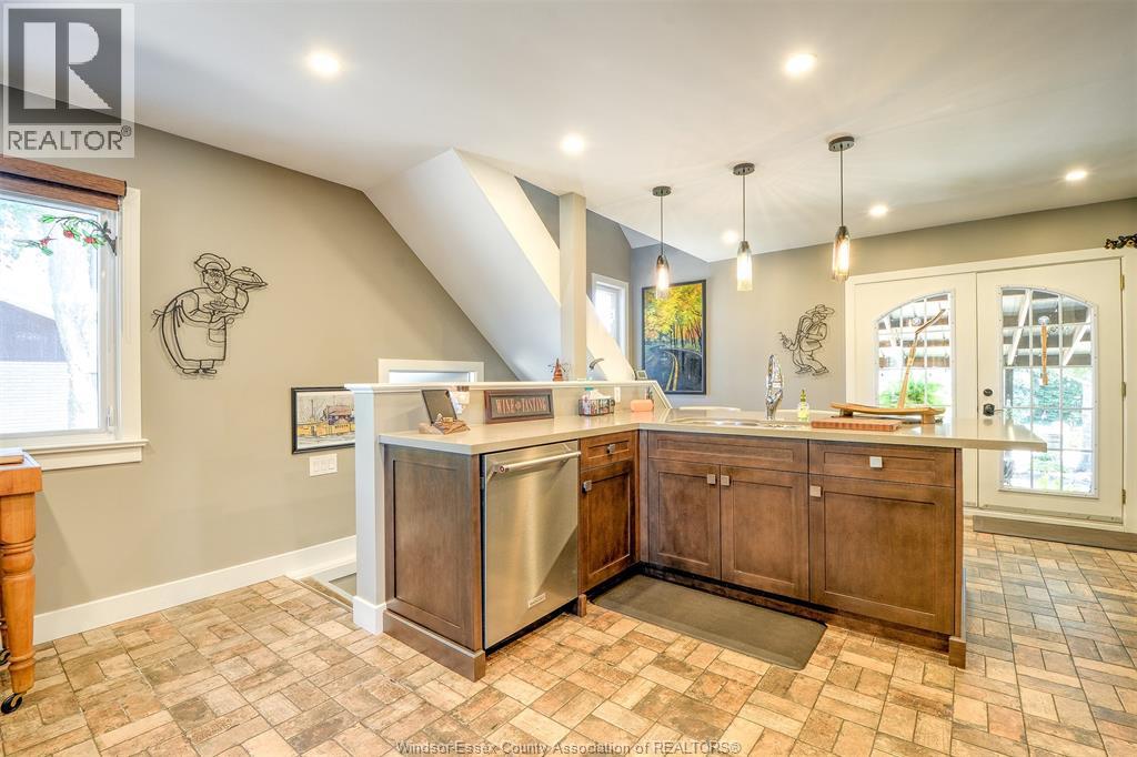 593 Dalhousie Property Photo 26